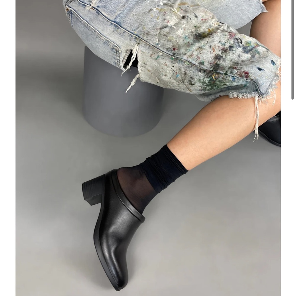Hopp Studios collared leather mule 11
